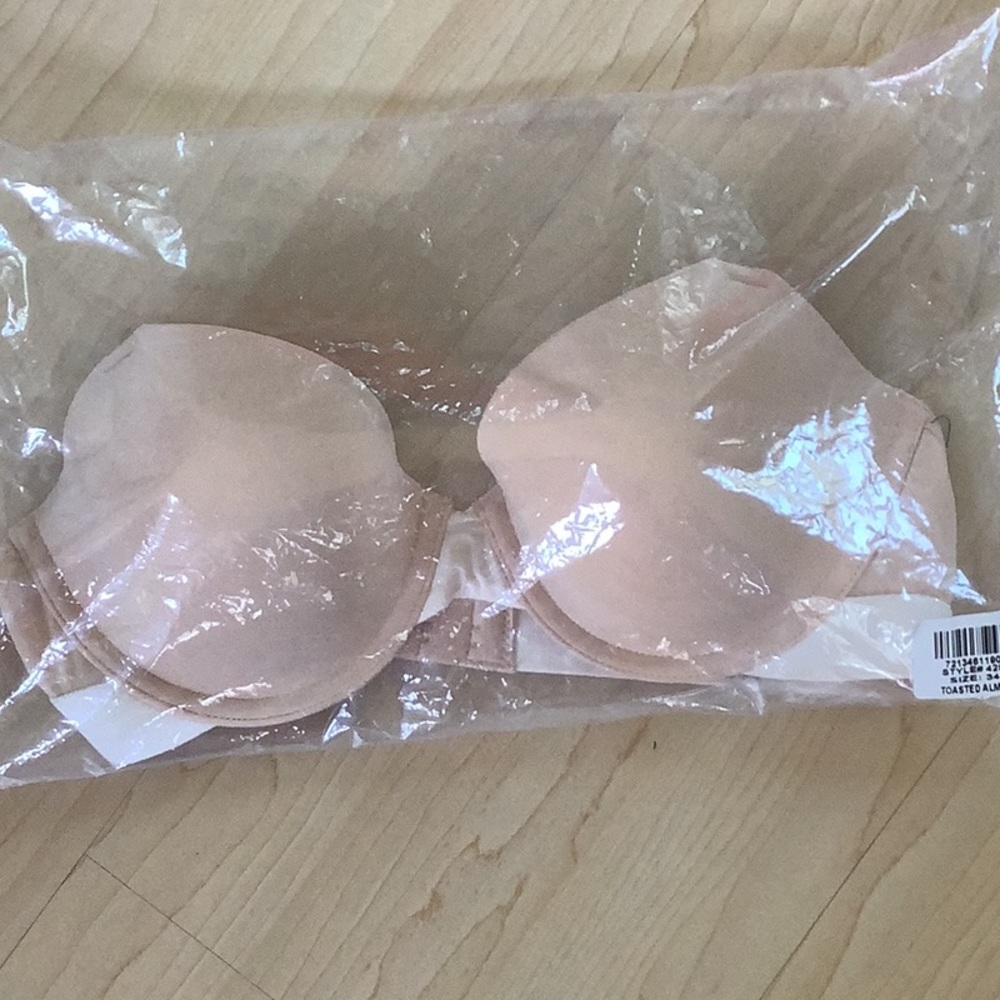 Lively Bra NWT 34A